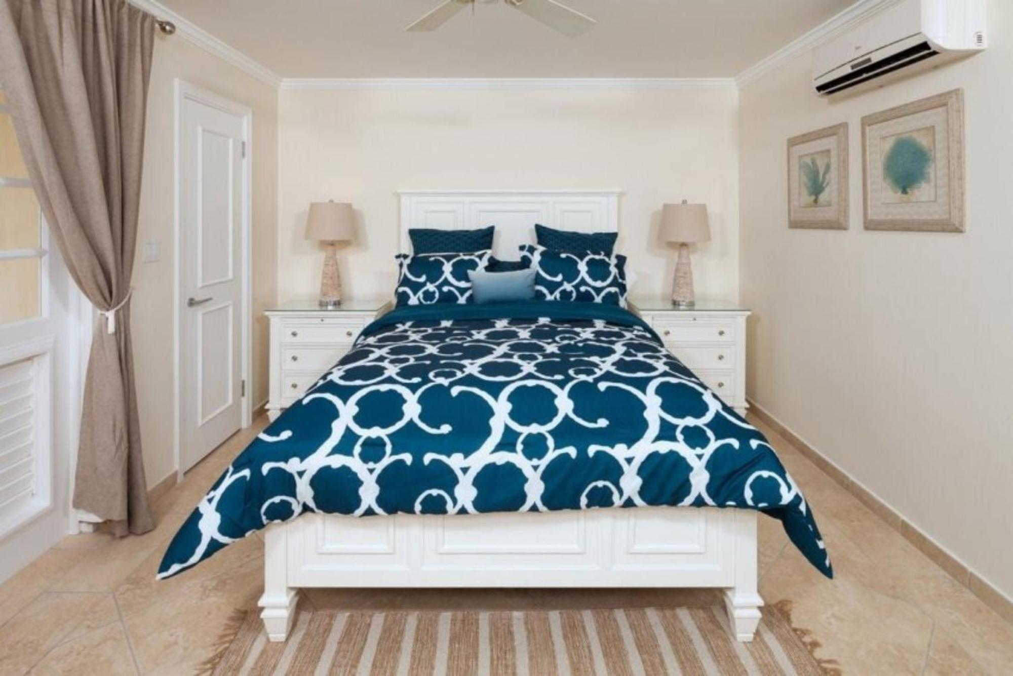 Sapphire Beach Condos Christ Church Room photo
