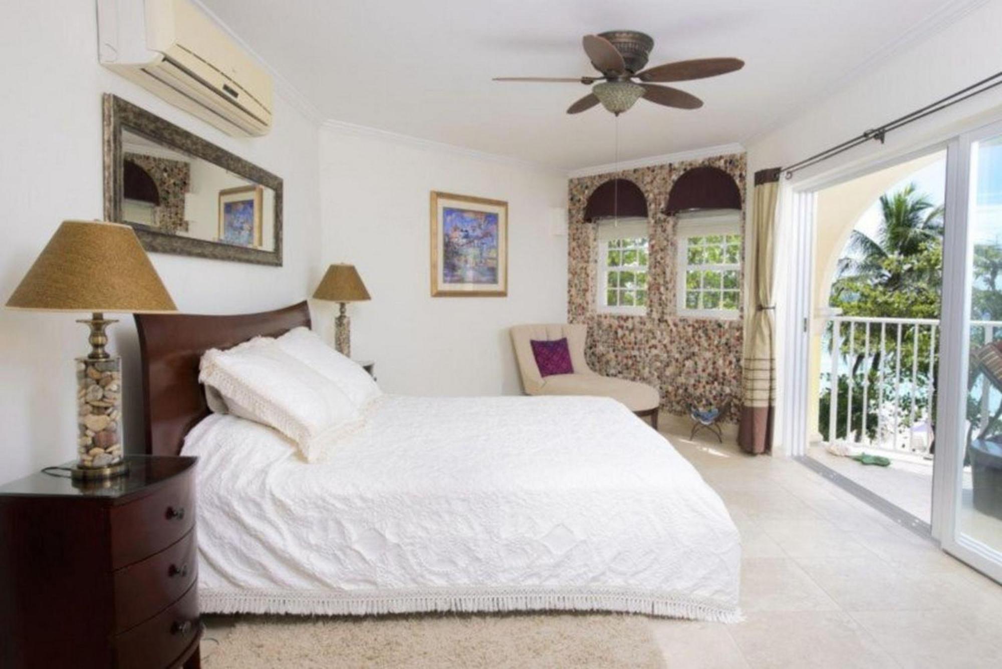 Sapphire Beach Condos Christ Church Room photo